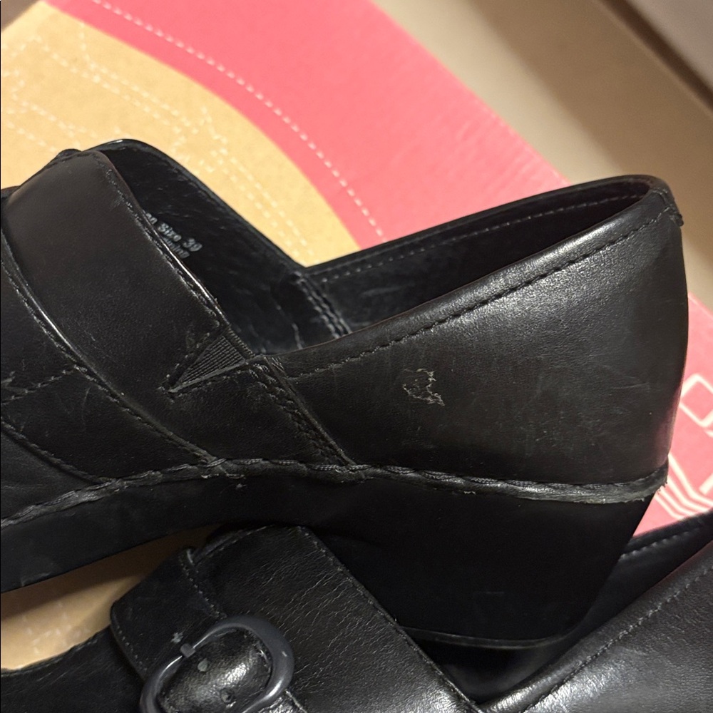 Dansko Tamara black leather buckle clogs 39 - Picture 10 of 13